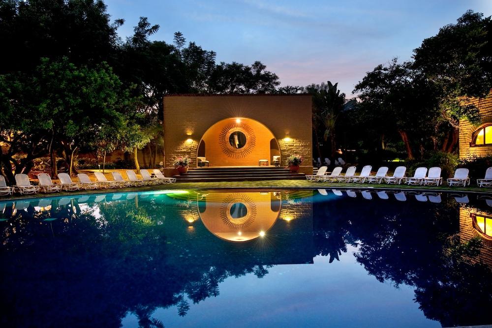 Mision Del Sol Resort & Spa (Adults Only) Cuernavaca Exterior photo